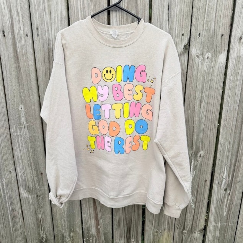 Christian Faith Retro Aesthetic Gildan Sweatshirt Size L Tan Doing My Best God